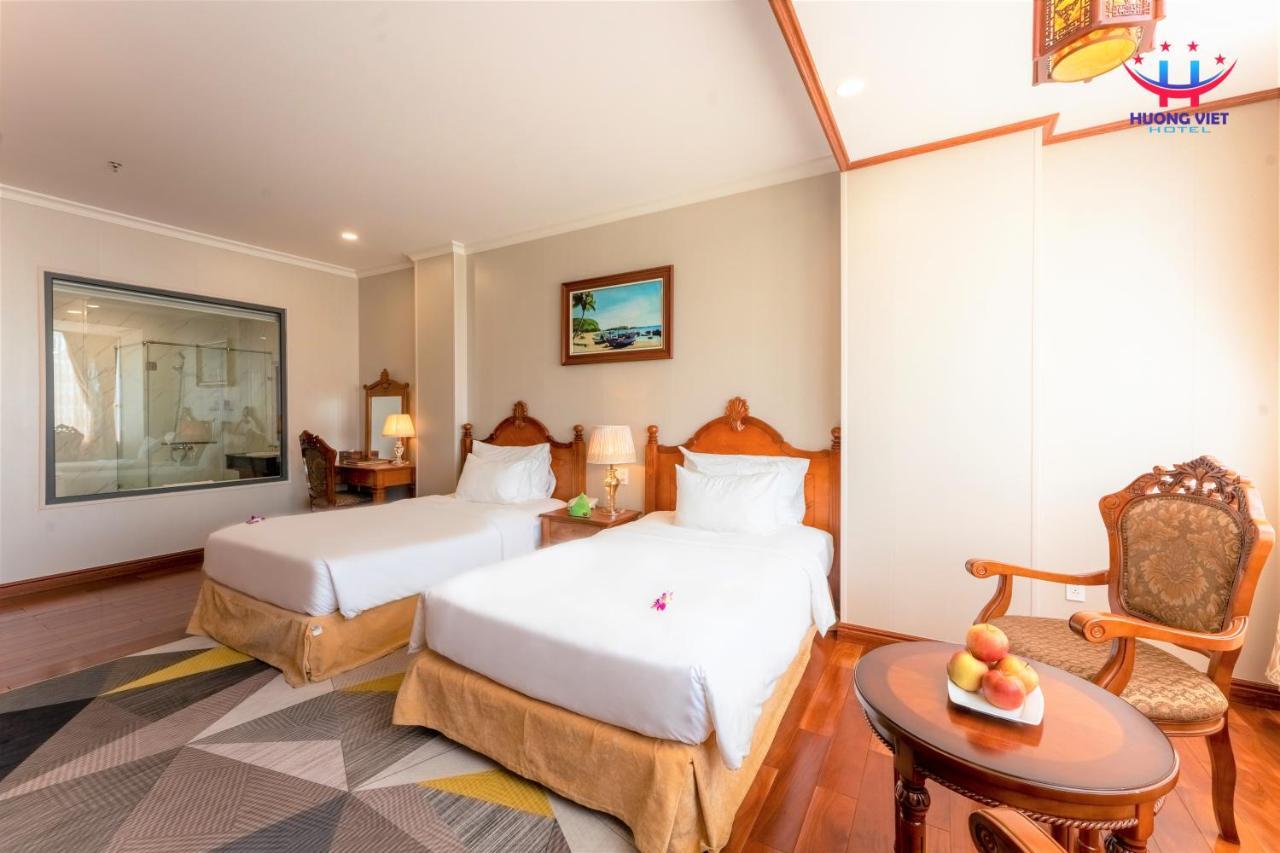 Huong Viet Hotel Quy Nhon - Beachfront Eksteriør billede